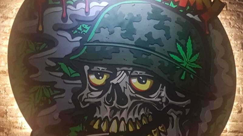 Terps Army neemt binnenkort een coffeeshop over in Amsterdam