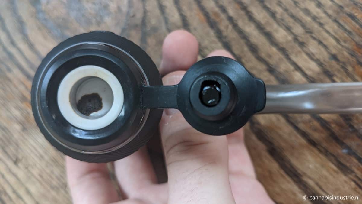 Puffco Proxy met Marokkaanse triple filtered drysift hasj 2