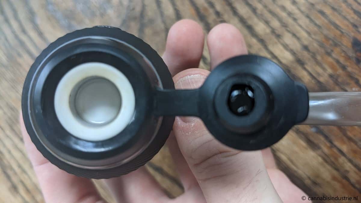 Puffco Proxy met Marokkaanse triple filtered drysift hasj 3