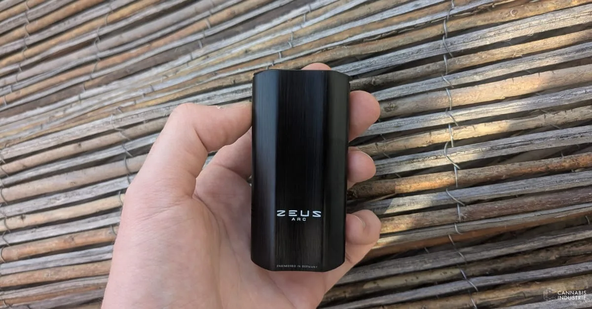 Zeus Arc GT4 vaporizer review